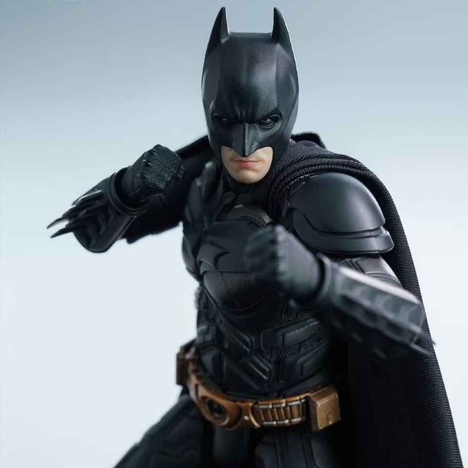 INART 1/12 TDKR Batman Deluxe: Hot Collectible!