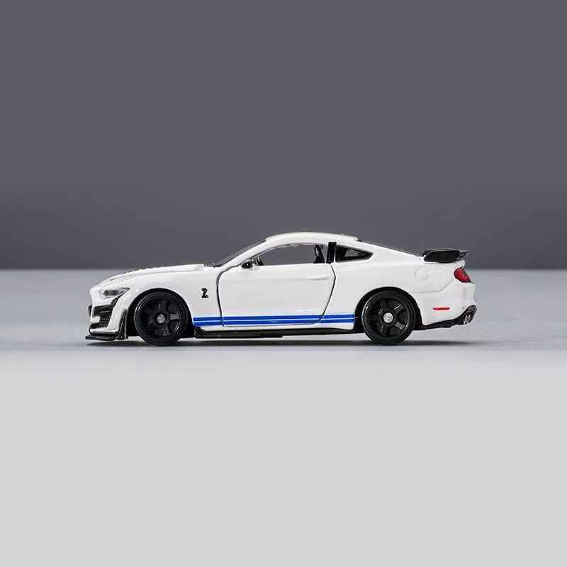 1:64 Scale Ford Mustang Shelby GT500 Diecast Car Model Collectible