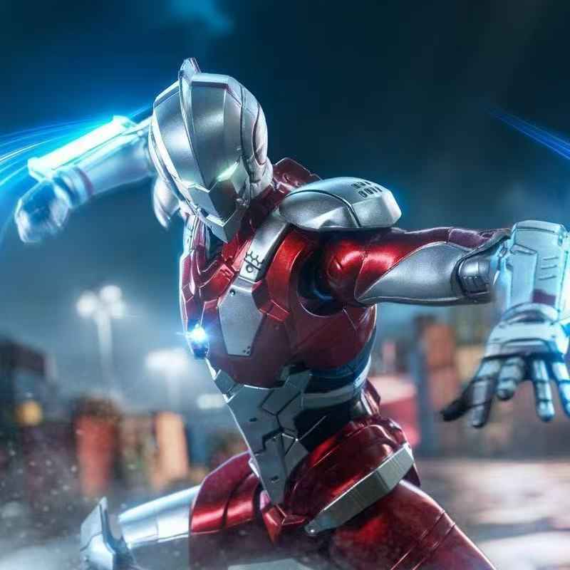 Centrant Mobile Ultraman Figures Set: Original, Jack, Ace, Seven - Articulated Collectible