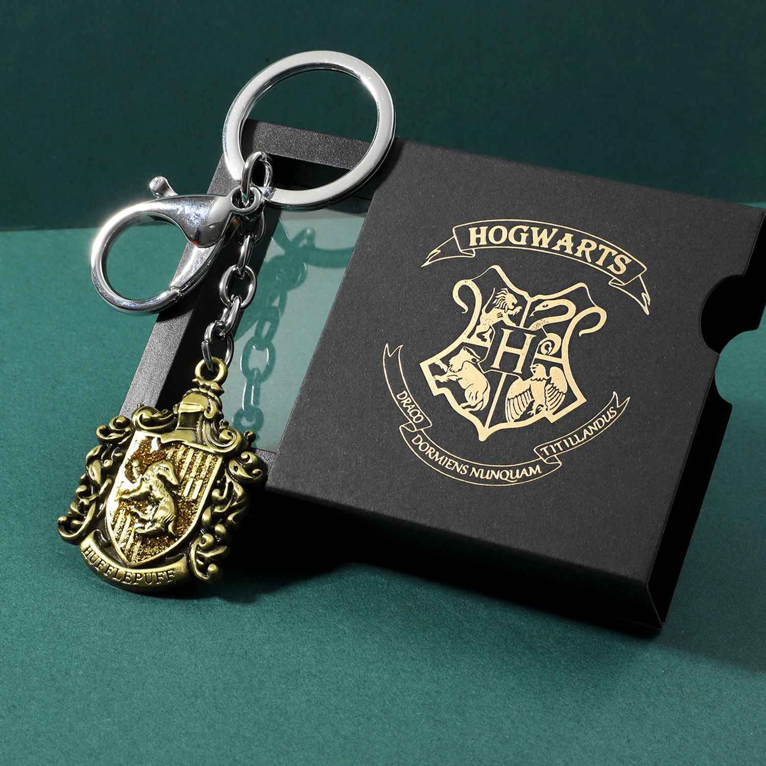 Harry Potter Hogwarts Crest Keychain Pin Set – House Pride!