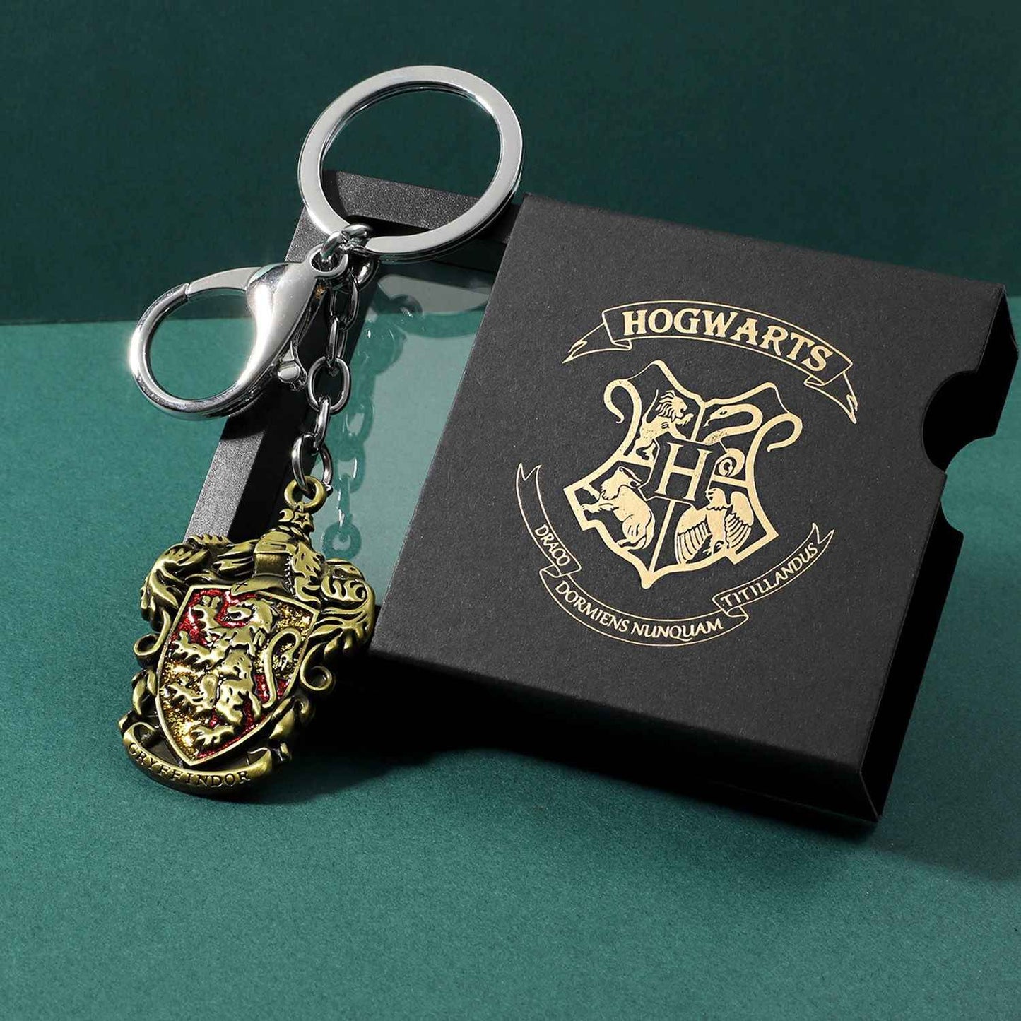 Harry Potter Hogwarts Crest Keychain Pin Set – House Pride!