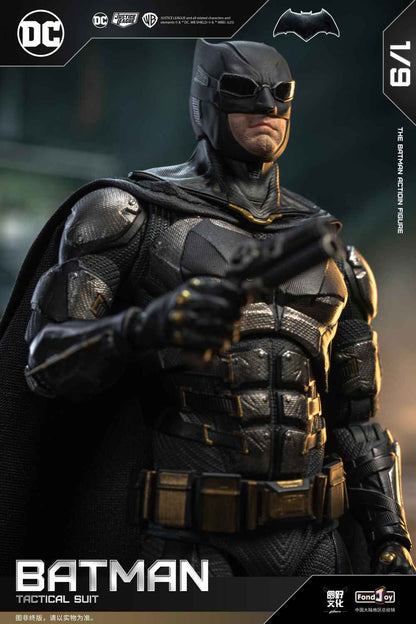 Tactical Batman 1/9 Figure – Pliable Articulated Toy