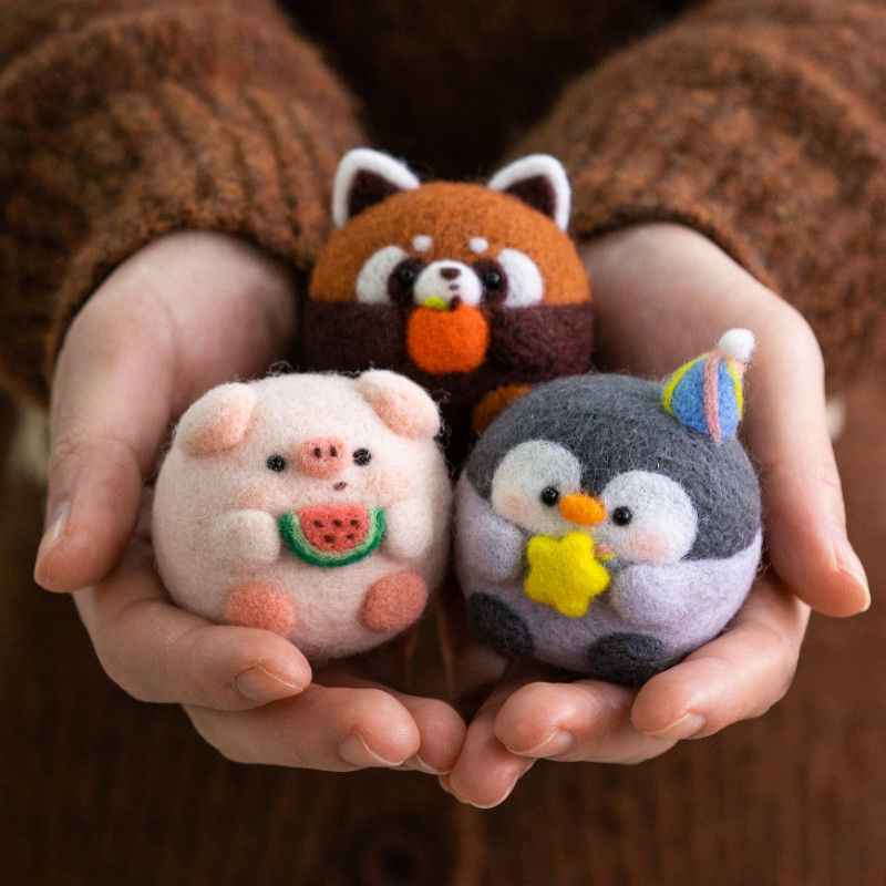 Wool Felt DIY Kit | Cute Animal Ornaments for Couples