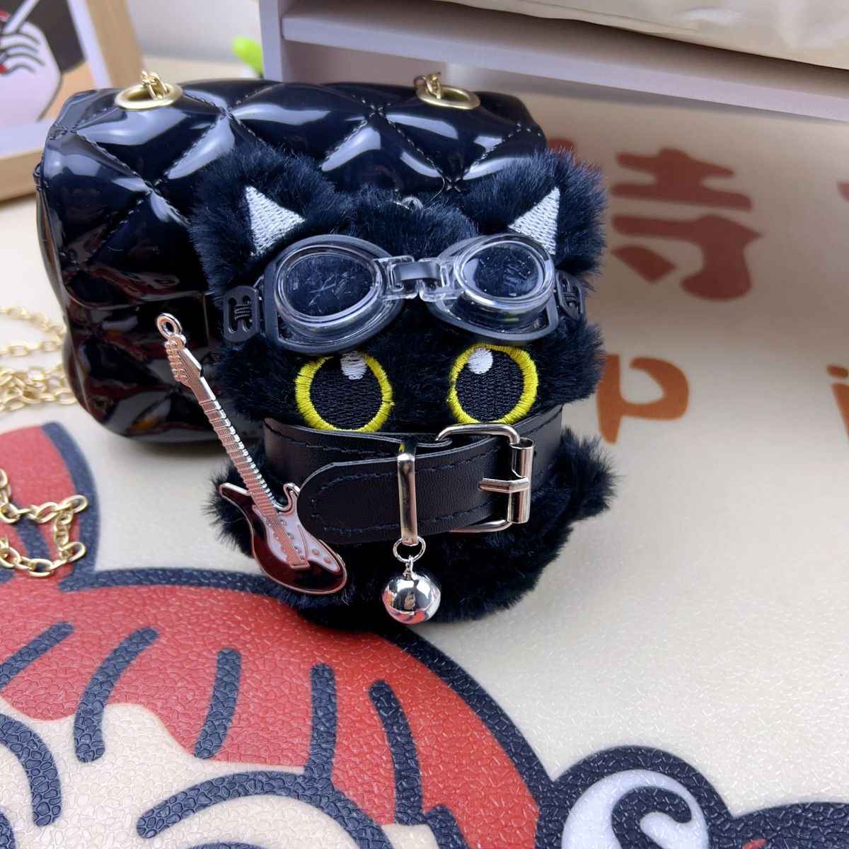 Big-Eyed Punk Black Cat Keychain - Cute Plush Bag Charm