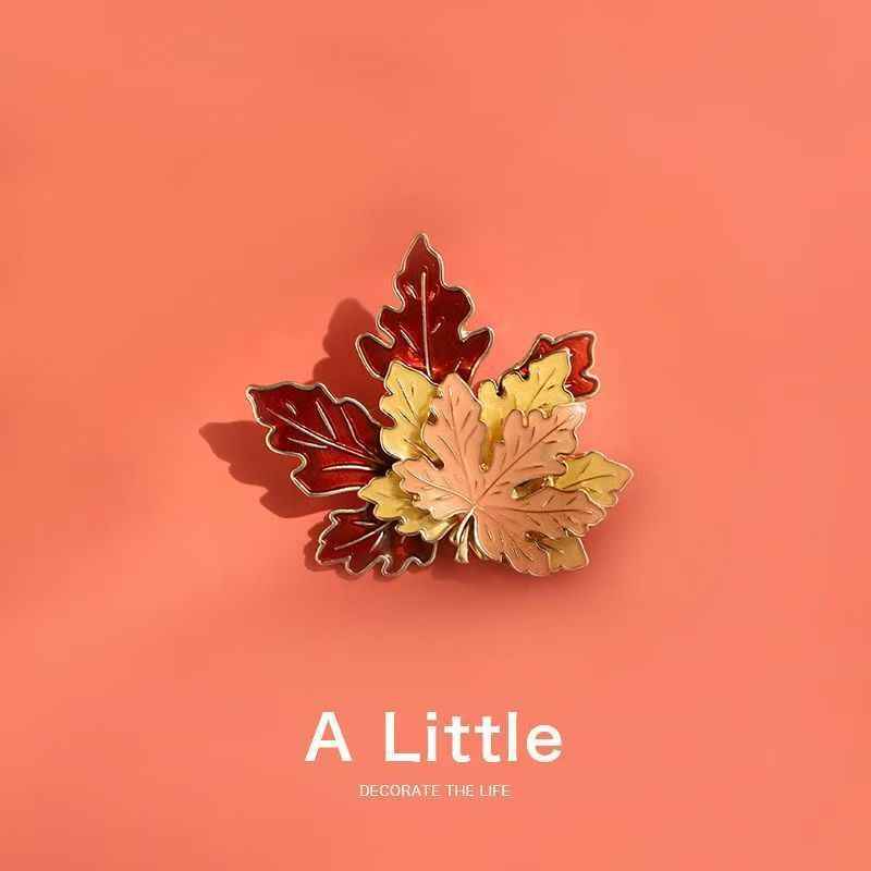 A Little Leaf Brooch | Retro-Fresh Fall Accessory