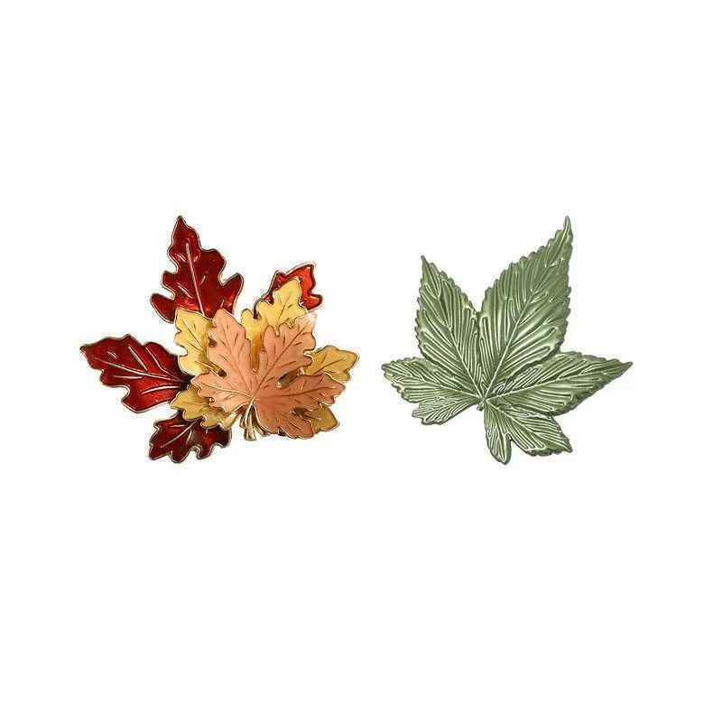 A Little Leaf Brooch | Retro-Fresh Fall Accessory