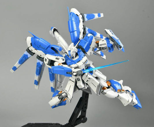 BANDAI RG 1/144 RX-93-v2 Hi-νGUNDAN