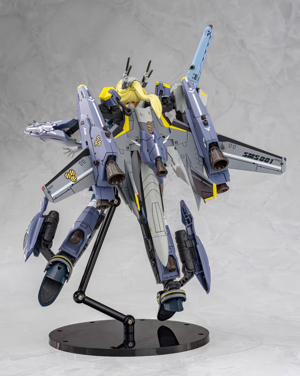 Aoshima VFG VF-25S Super Messiah Macross Girl Model Kit